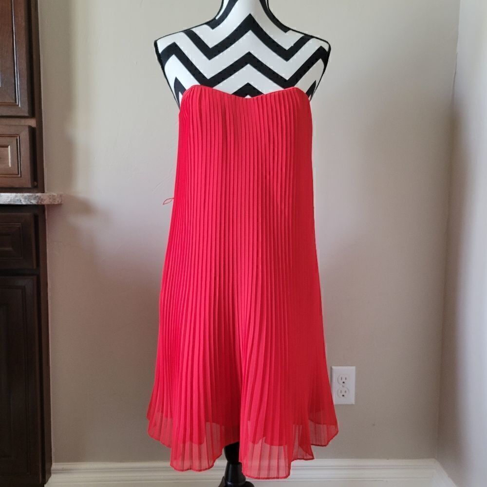 French Connection Red Mini Flare Strapless Dress size 2 XS